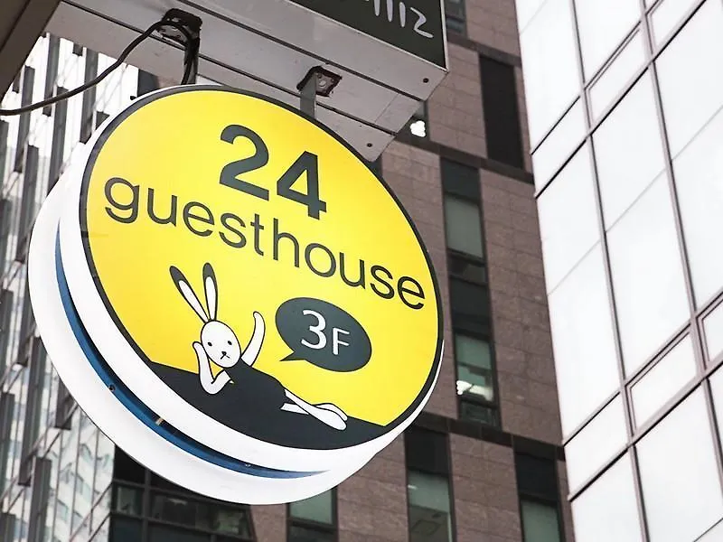 24 Guesthouse Myeongdong City Seoul 2*,