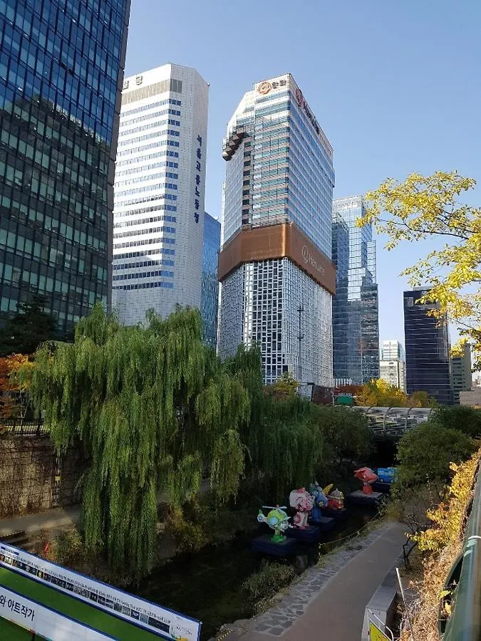 24 Guesthouse Myeongdong City Seoul 2*,